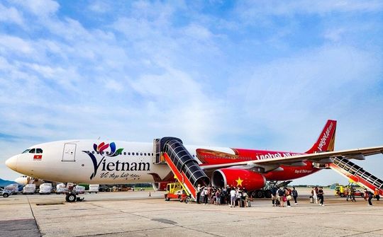 Biểu tượng Du lịch Việt Nam lên thân tàu bay lớn của Vietjet