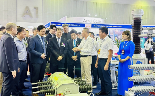 Khai mạc Triển lãm Vietnam ETE & Enertec Expo 2023