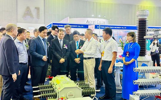 Khai mạc Triển lãm Vietnam ETE & Enertec Expo 2023