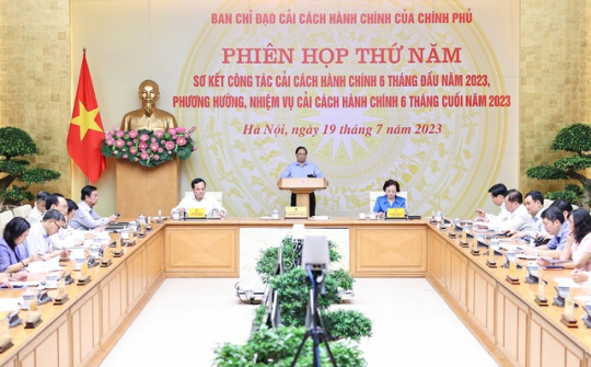 Thủ tướng nhấn mạnh 3 nhiệm vụ ưu tiên cần rà soát trong công tác CCHC