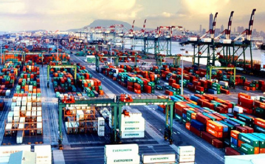 Thực hiện đồng bộ, hiệu quả các giải pháp khơi thông, thúc đẩy phát triển mạnh mẽ thị trường trong nước gắn với đa dạng hóa thị trường xuất khẩu