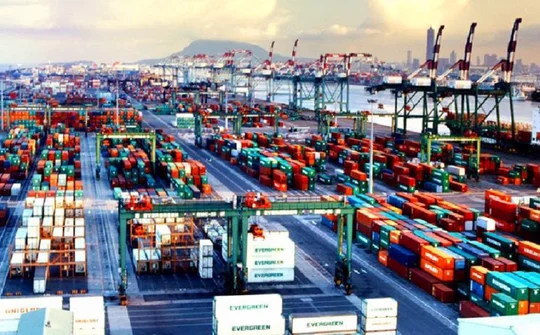Thực hiện đồng bộ, hiệu quả các giải pháp khơi thông, thúc đẩy phát triển mạnh mẽ thị trường trong nước gắn với đa dạng hóa thị trường xuất khẩu