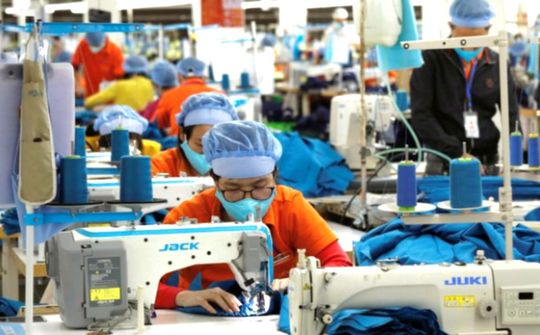 Dự báo thời điểm kinh tế Việt Nam thoát đáy