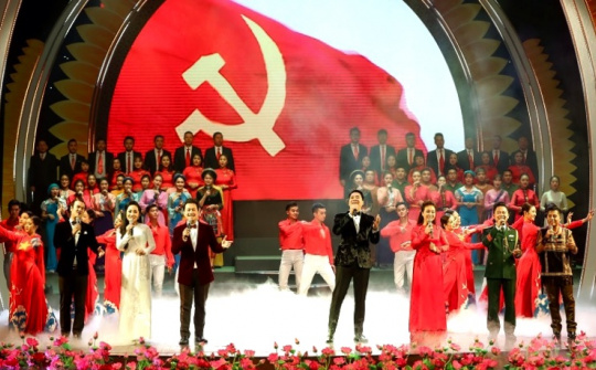 Phát huy sức mạnh của văn hóa Việt Nam trong sự nghiệp xây dựng và bảo vệ Tổ quốc