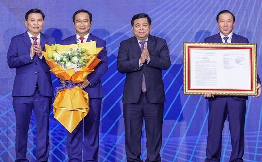 Long An: Phấn đấu đến năm 2030 thành trung tâm kinh tế khu vực phía Nam