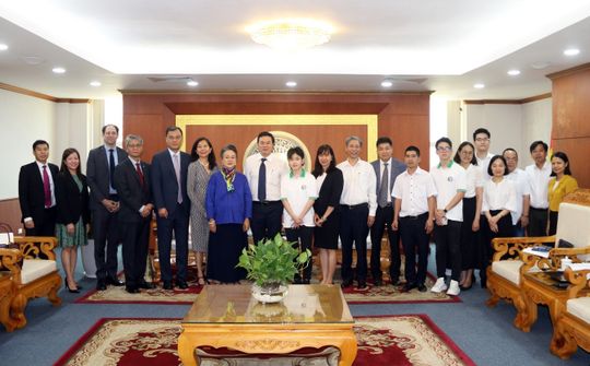 Tích cực thúc đẩy các hoạt động hướng tới mục tiêu Trường học xanh
