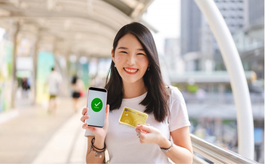 HDBank trao thưởng gần 1 tỷ đồng cho khách hàng may mắn trong chương trình “Mở Siêu Thẻ - Nhận Quà Siêu Lớn”