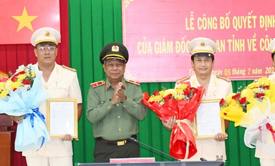 Trà Vinh: Công bố quyết định về công tác cán bộ trong ngành Công an