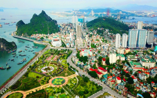 Quảng Ninh phấn đấu trở thành đầu tàu du lịch quốc gia, trung tâm du lịch quốc tế