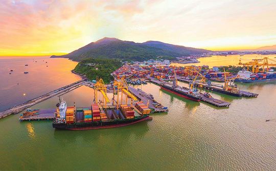 “ Mạnh giàu từ biển quê hương” – Phát triển kinh tế biển Việt Nam
