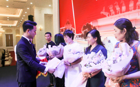 Danko Group bàn giao Giấy chứng nhận quyền sử dụng đất cho cư dân