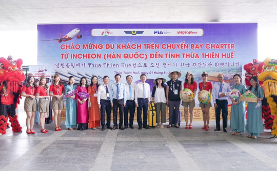 Vietjet tưng bừng chào đón chuyến bay thẳng đầu tiên kết nối Huế với Seoul (Hàn Quốc)