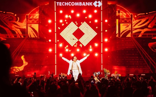 'Thời khắc giao thời' - Đêm nhạc đỉnh cao cho hành trình vươn tầm 10 năm Techcombank Priority