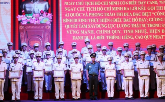 Tự hào những chiến công của lực lượng Công an Bình Dương