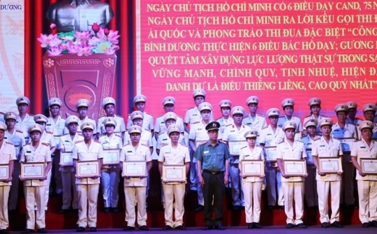 Tự hào những chiến công của lực lượng Công an Bình Dương