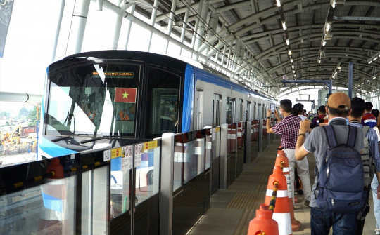 Tàu metro số 1 chạy thử toàn tuyến ngày 29.8