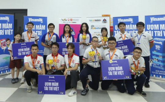 Vinamilk tiếp sức nhà vô địch nhí bứt phá tại Robotacon WRO 2023