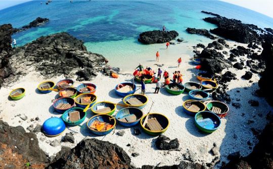 Phát triển nguồn nhân lực để du lịch trở thành ngành kinh tế mũi nhọn của tỉnh Quảng Ngãi