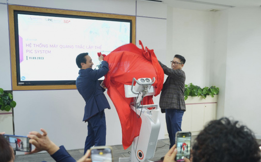 Nha khoa Elite ra mắt hệ thống máy móc quang trắc lập thể PIC System