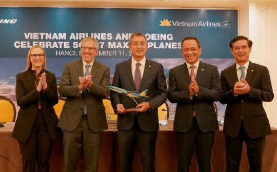 Boeing chào bán 50 máy bay 737 MAX cho Vietnam Airlines