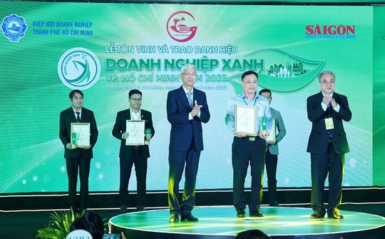 TP.HCM: Mục tiêu cuối cùng của nền kinh tế là “tăng trưởng xanh”
