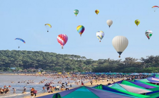 Hội khinh khí cầu Đồ Sơn  – Lễ hội Chọi trâu truyền thống Đồ Sơn năm 2023