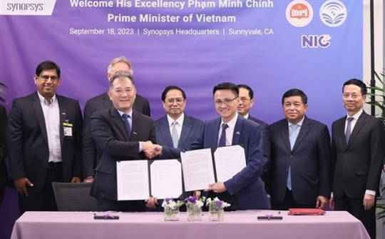 PM visits leading tech firms in Silicon Valley