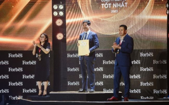 Đầu tư phát triển bền vững, Vinamilk luôn nằm trong Top Doanh nghiệp niêm yết hàng đầu hơn 10 năm qua