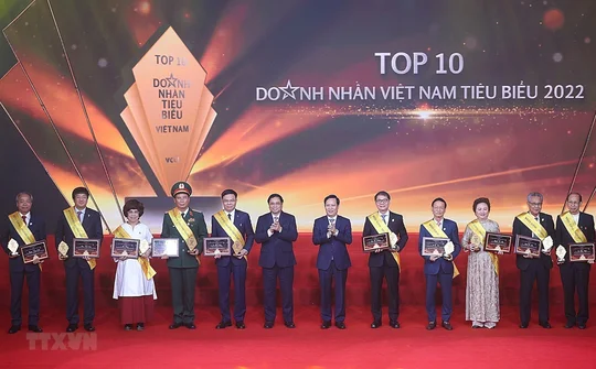 Vai trò, vị thế của đội ngũ doanh nhân Việt Nam trong xây dựng, phát triển nền kinh tế thị trường định hướng xã hội chủ nghĩa qua gần 40 năm đổi mới