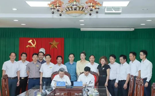 Trường Đại học Hồng Đức và Hiệp hội Doanh nghiệp TP Thanh Hóa tạo cơ hội việc làm cho sinh viên