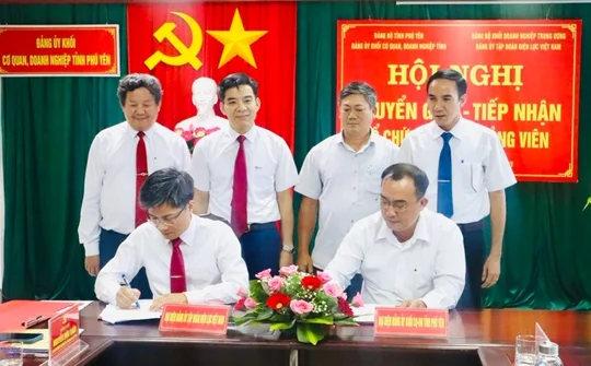 Đảng bộ EVNGENCO2 tiếp nhận thêm hai tổ chức cơ sở Đảng