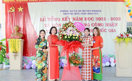 Trường Mầm non Hoa Cúc vượt khó, đạt chuẩn quốc gia mức độ 1