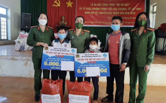 Đắk Nông: Hội Phụ nữ Công an tỉnh lan toả chương trình "Mẹ đỡ đầu"