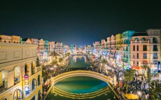 “Tưng bừng” với đại tiệc chào đón năm mới tại Grand World Hà Nội