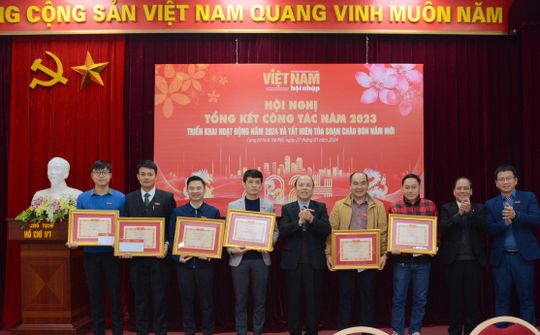 Tạp chí Việt Nam Hội nhập: 10 dấu ấn năm 2023