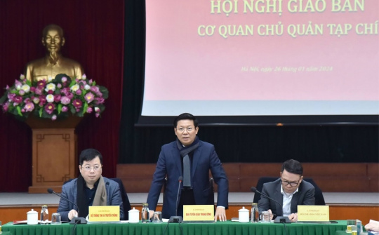 Hội nghị giao ban Cơ quan chủ quản tạp chí