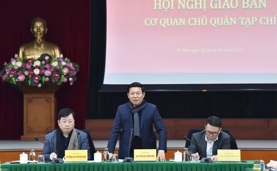 Hội nghị giao ban Cơ quan chủ quản tạp chí