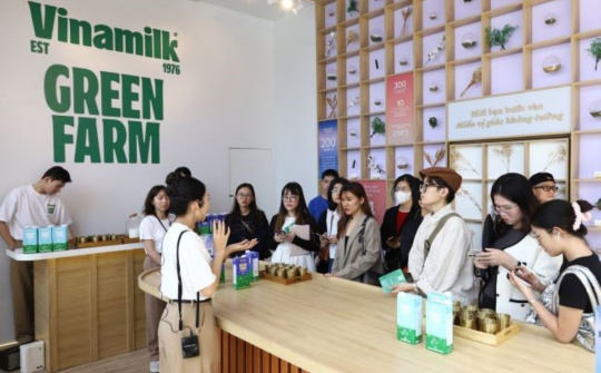 Vinamilk: Doanh thu xuất khẩu Quý 4/2023 tăng trưởng ấn tượng gần 20%