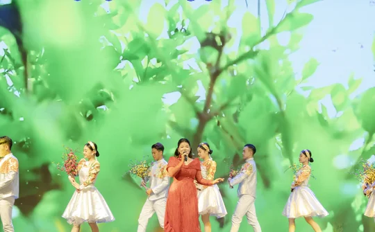 Tưng bừng đón Xuân