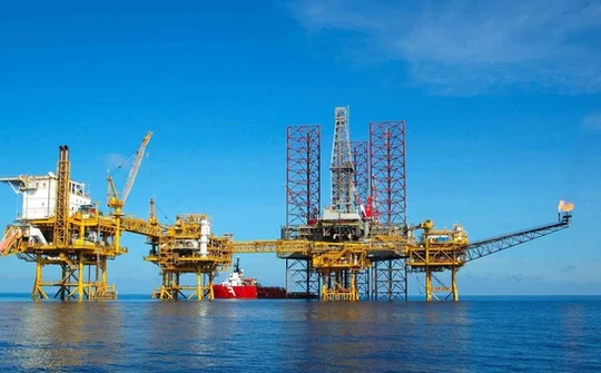 Gov't promulgates new Decree on overseas investment in oil and gas sector