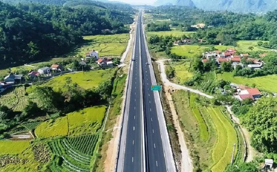 Điều chỉnh cao tốc Tuyên Quang - Hà Giang lên 4 làn xe