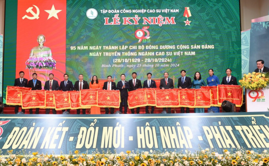 95 năm ngành Cao su Việt Nam đồng hành cùng đất nước