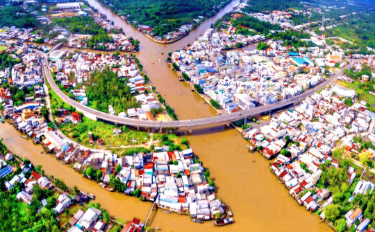 Hoàn thiện hệ thống chính sách để vùng đồng bằng sông Cửu Long phát triển bền vững