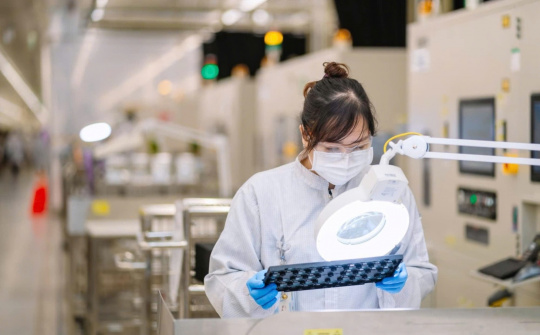 Phát triển công nghiệp bán dẫn: ‘Chỉ bàn làm không bàn lùi’