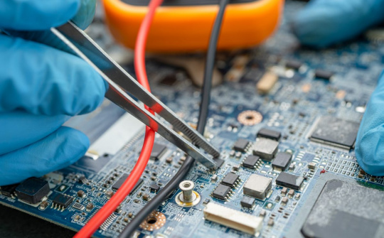 Electronics Industry: Solidifying the key role and boosting industrial production