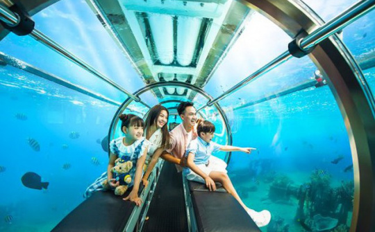 Gov’t exends pilot operation of submarine services in Nha Trang Bay