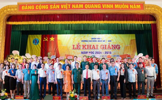 Trường Cao đẳng nghề số 1 Bộ Quốc phòng khai giảng năm học 2024-2025