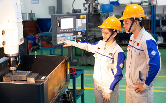 Ngành công nghiệp khuôn mẫu trong thời kỳ chuyển đổi số
