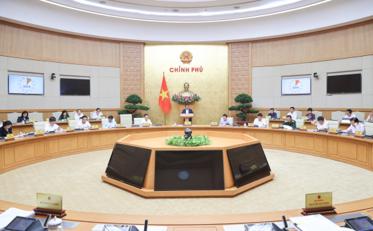 Kiên trì mục tiêu đề ra, phấn đấu hoàn thành toàn bộ 15 chỉ tiêu chủ yếu phát triển kinh tế - xã hội năm 2024