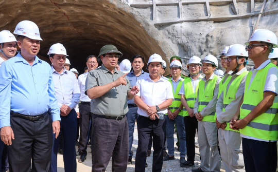 Quyết tâm hoàn thành cao tốc Đồng Đăng-Trà Lĩnh và Hữu Nghị-Chi Lăng trong năm 2025